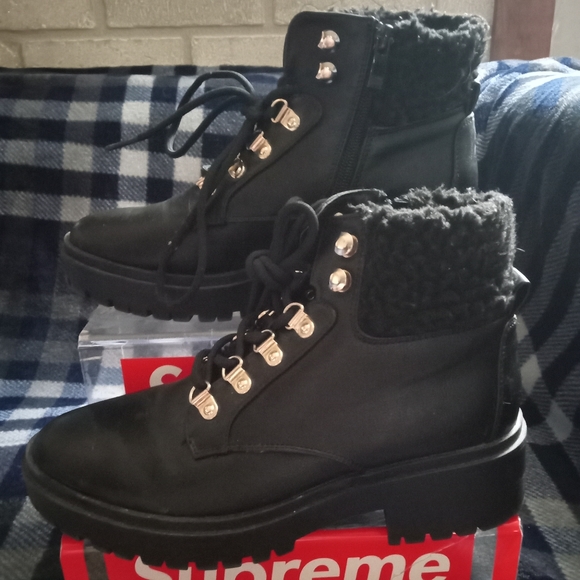 Top Moda Heeled Boots - Picture 4 of 10